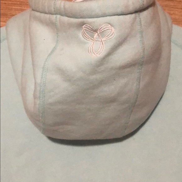 Light blue TNA hoodie - Picture 4 of 4